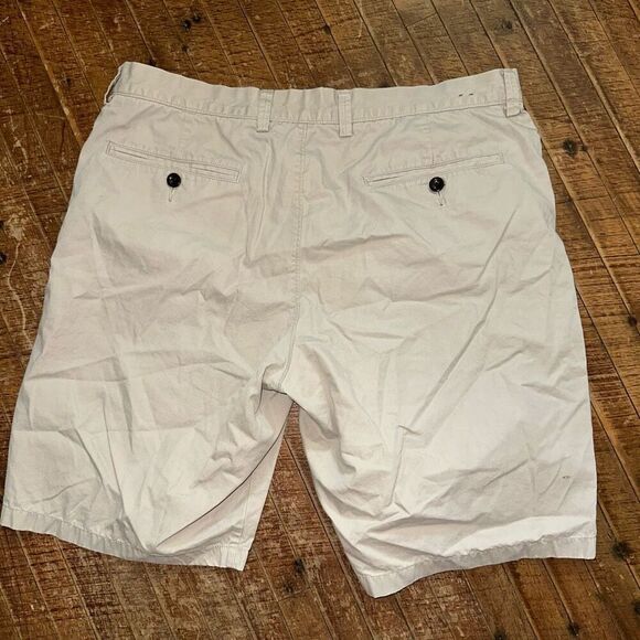 J Crew Club tan classic preppy flat front stretch 35 shorts - Picture 3 of 3